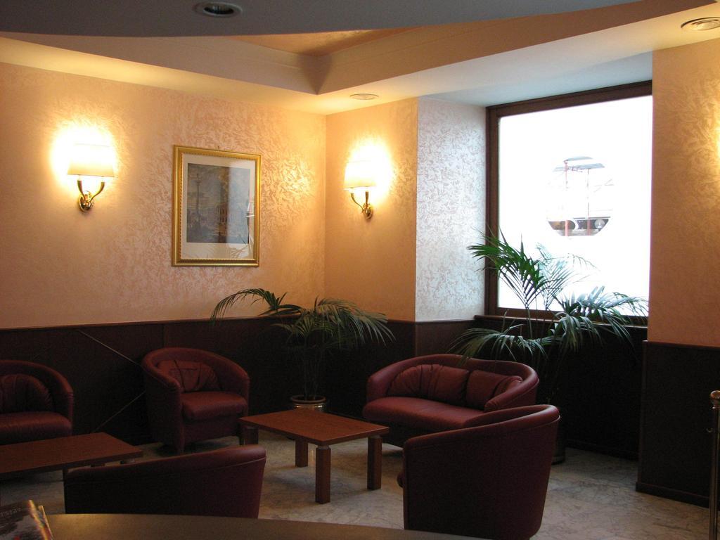 Hotel Primus 3*